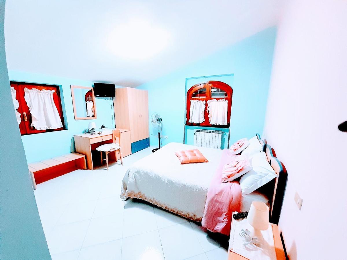 Hotel Affittacamere Novella Tramonti Habitación foto